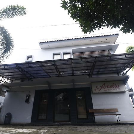 Reddoorz Plus Near Undip Tembalang Hotell Semarang Eksteriør bilde