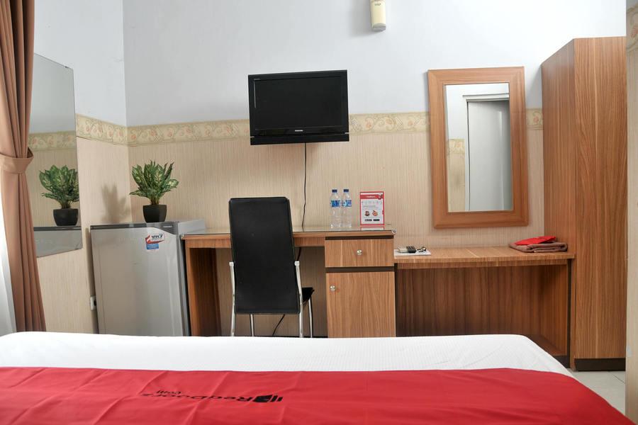 Reddoorz Plus Near Undip Tembalang Hotell Semarang Eksteriør bilde